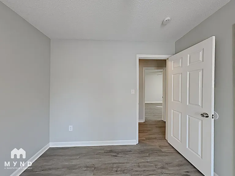 2708 Laburnum Dr — Photo 14