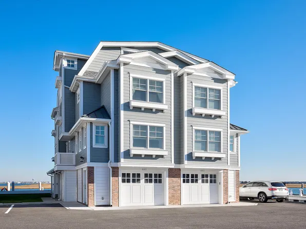 885 21st St, Avalon, NJ 08202