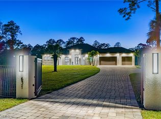 631 25th St SW, Naples, FL 34117