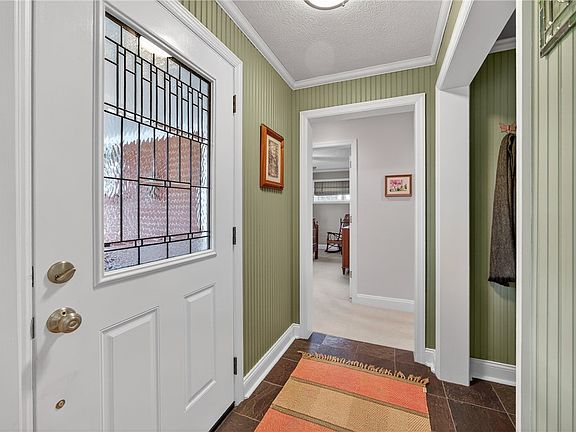 5th image of 498 Balconade Dr