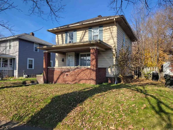 2625 Westmoor St, South Bend, IN 46628