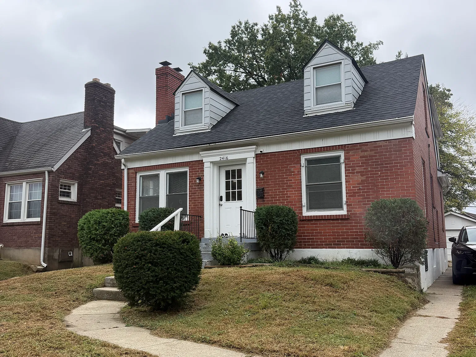 2 bed, 900 sqft, $1,350 — Photo 2
