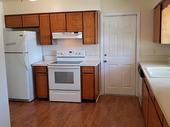 Great kitchen with convenient access to the garage.