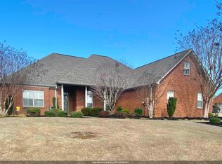 102 James Ct, Florence, AL 35630