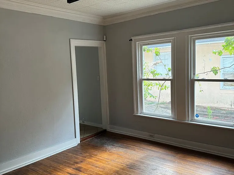 2218 Yancey Ave — Photo 17