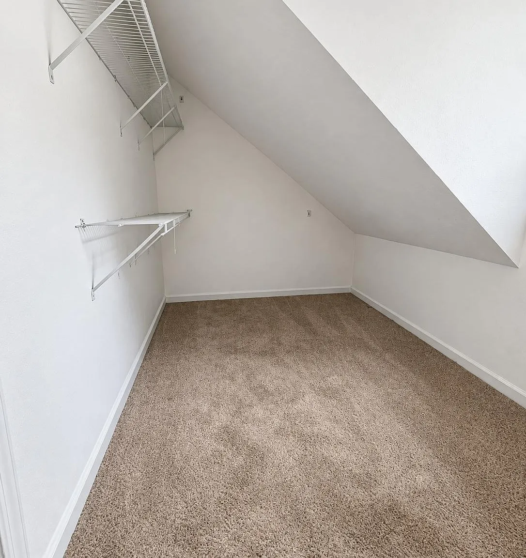 4 bed, 6.0 bath, 4000 sqft, $1,044 — Photo 3