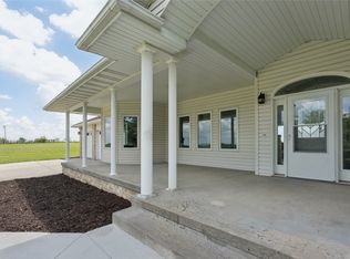 35533 Filmore Ct, Earlham, IA 50072