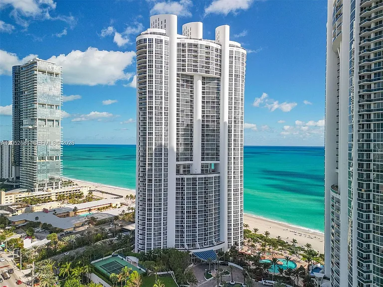18201 Collins Ave #4606 — Photo 31