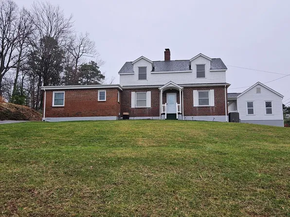 1500 Chatham Heights Rd, Martinsville, VA 24112