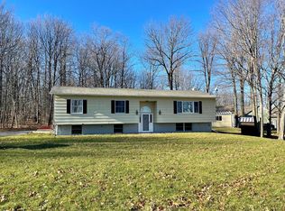 99 Algonquin Park, Plattsburgh, NY 12901