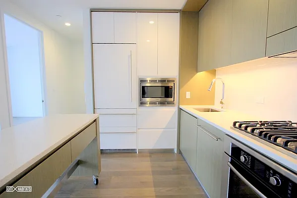 Rented by Citi Habitats | media 14