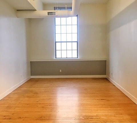 3rd image of 42 S Washington St APT 404