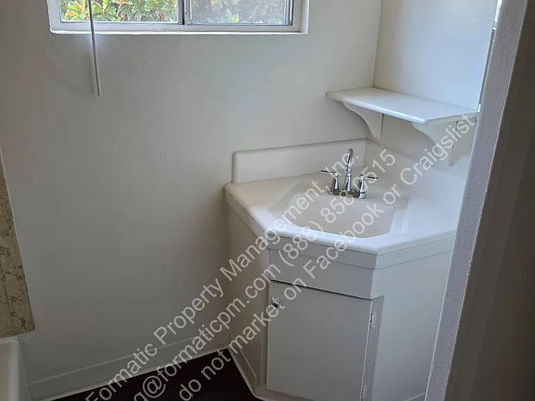 14311 S Norwalk Blvd — Photo 9