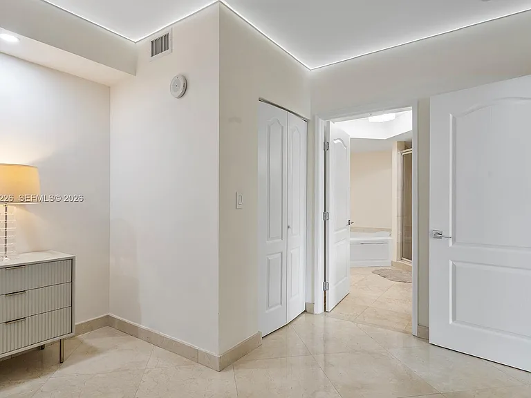 17555 Atlantic Blvd #508 — Photo 12