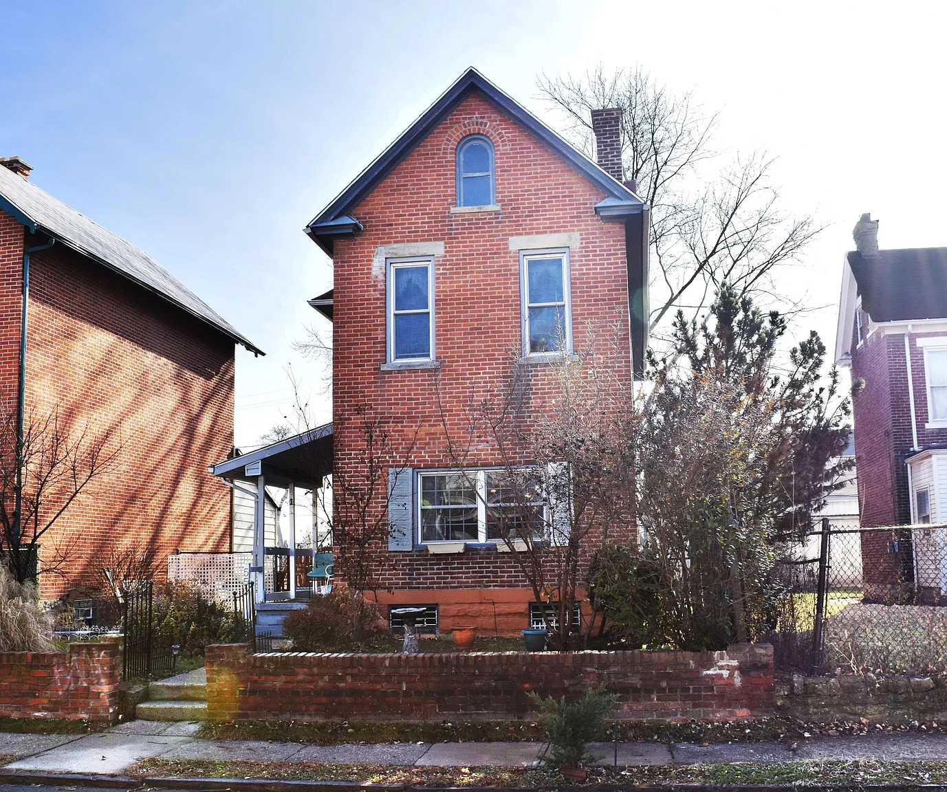 559 Southwood Ave photo 1