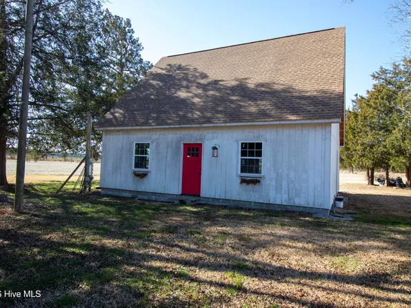 1426 E Bear Swamp Road, Hertford, NC 27944