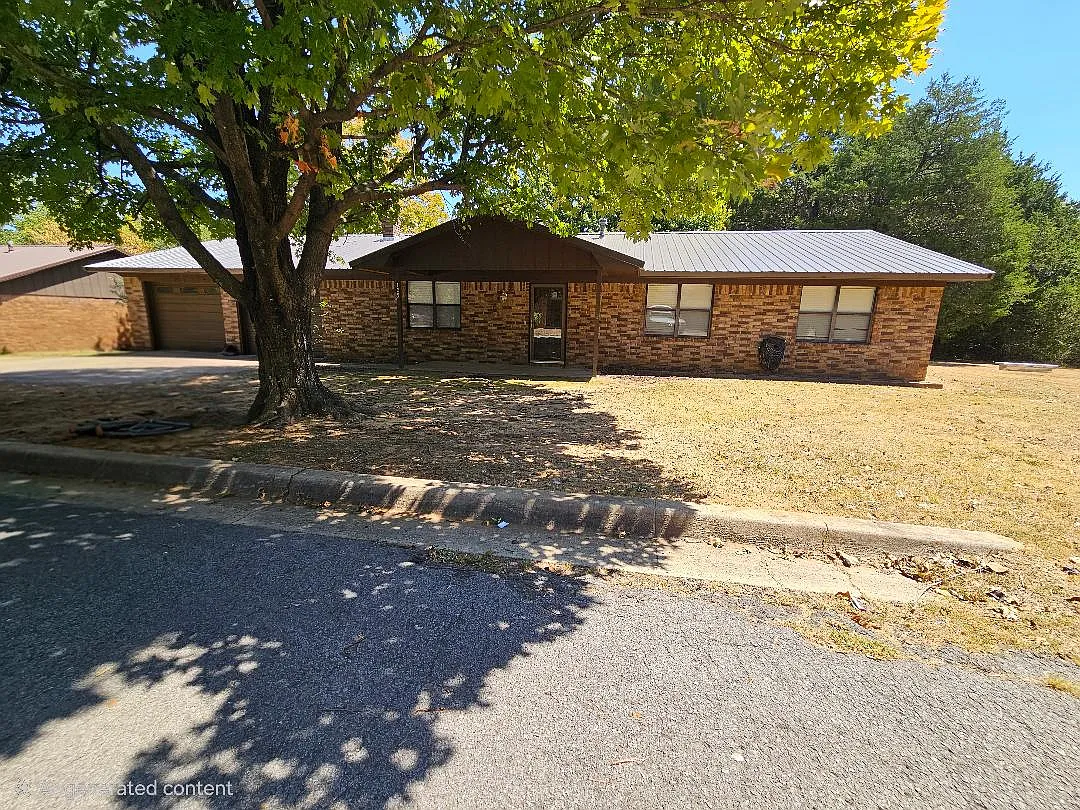 3 bed, 1654 sqft, $1,400 — Photo 1