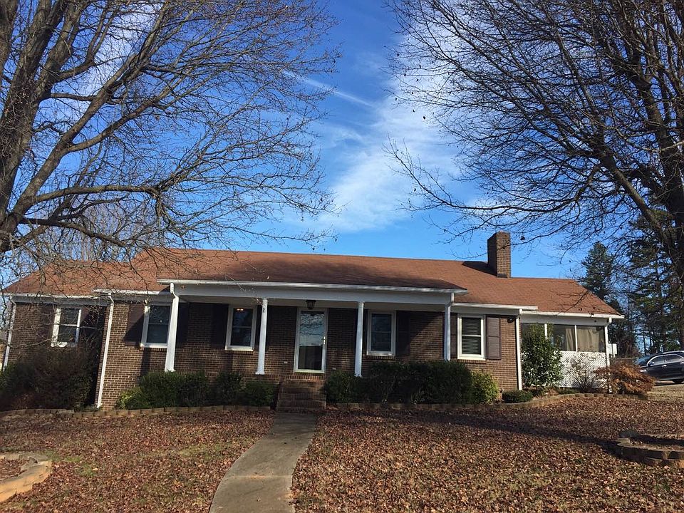 1st image of 2442 Sandhurst Ct