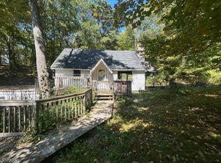 313 Glen Rd, Sparta, NJ 07871