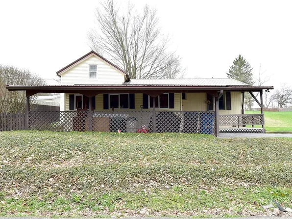 26 Grove St, Marathon, NY 13803