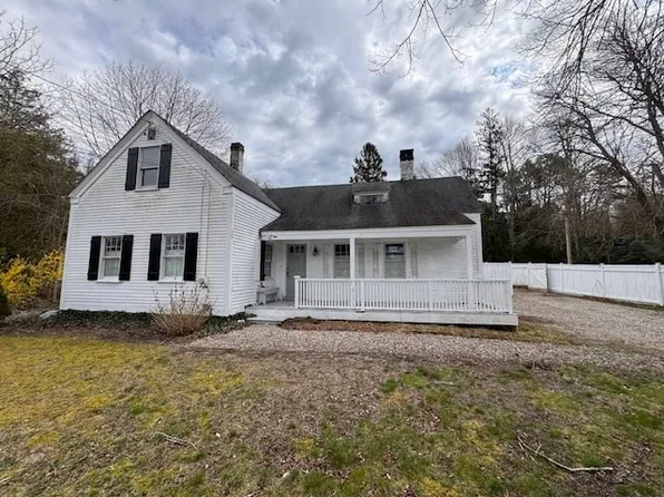 351 Main St, Barnstable, MA 02630