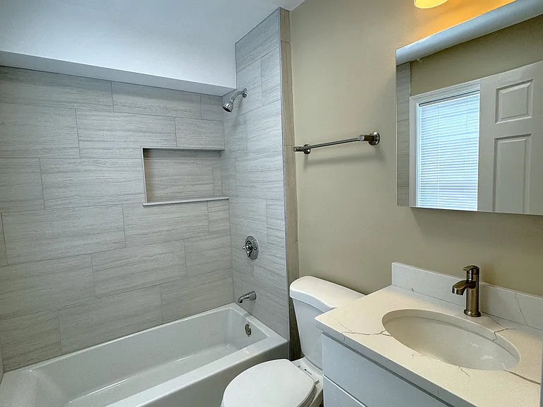 79 Main St #3 — Photo 11