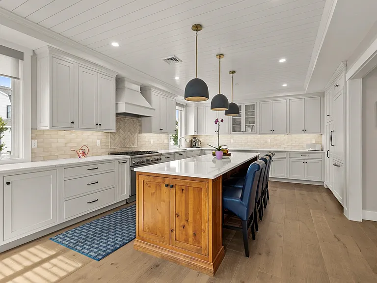 28 Little Bay Dr #28 — Photo 4