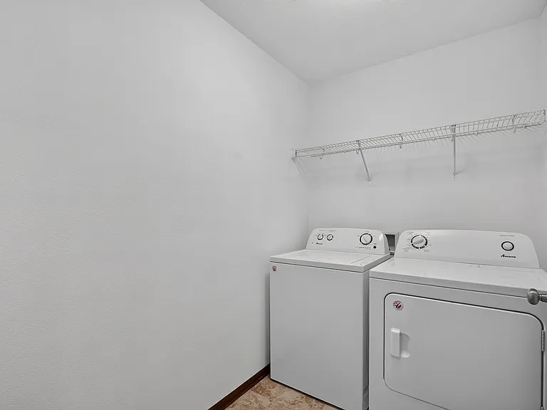 5302 SE 24th St — Photo 18