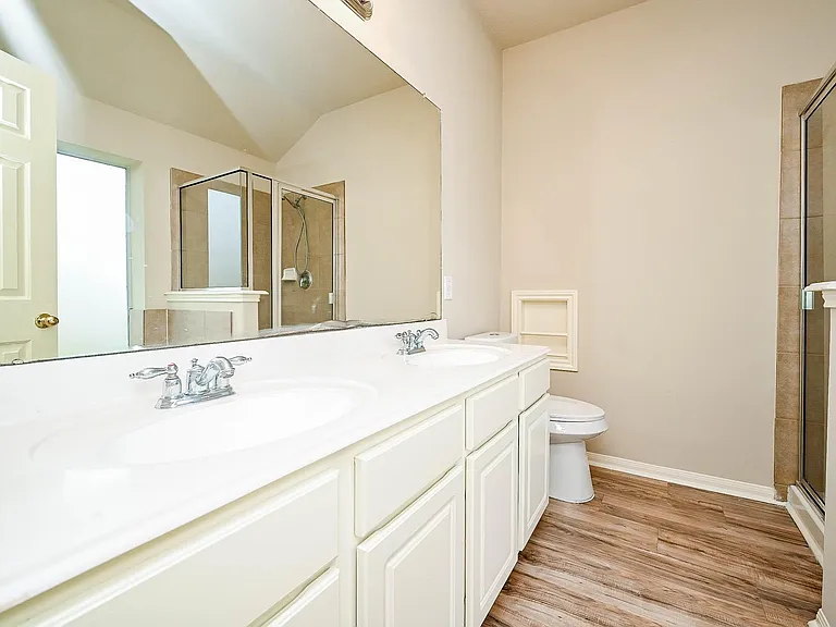 18518 Shadow Line Ct — Photo 23