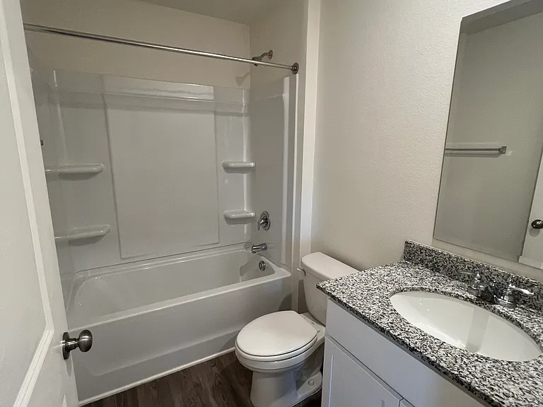 4154 Challenger Blvd — Photo 7