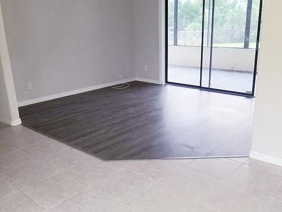 2nd image of 900 Hattaras Ter SE