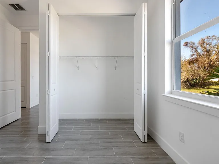 246 Rotonda Blvd W #B — Photo 11