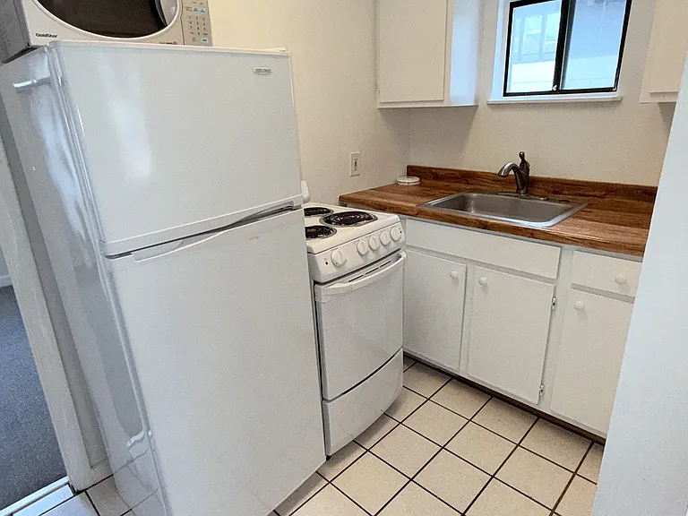 515 S Denver St — Photo 3