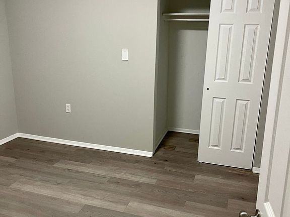 2nd image of 613 Nutmeg St