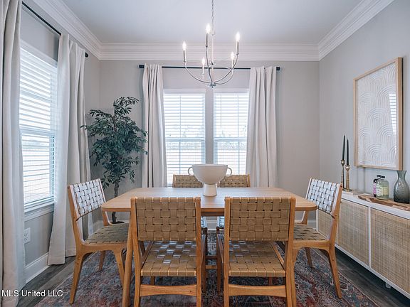 7th image of this home