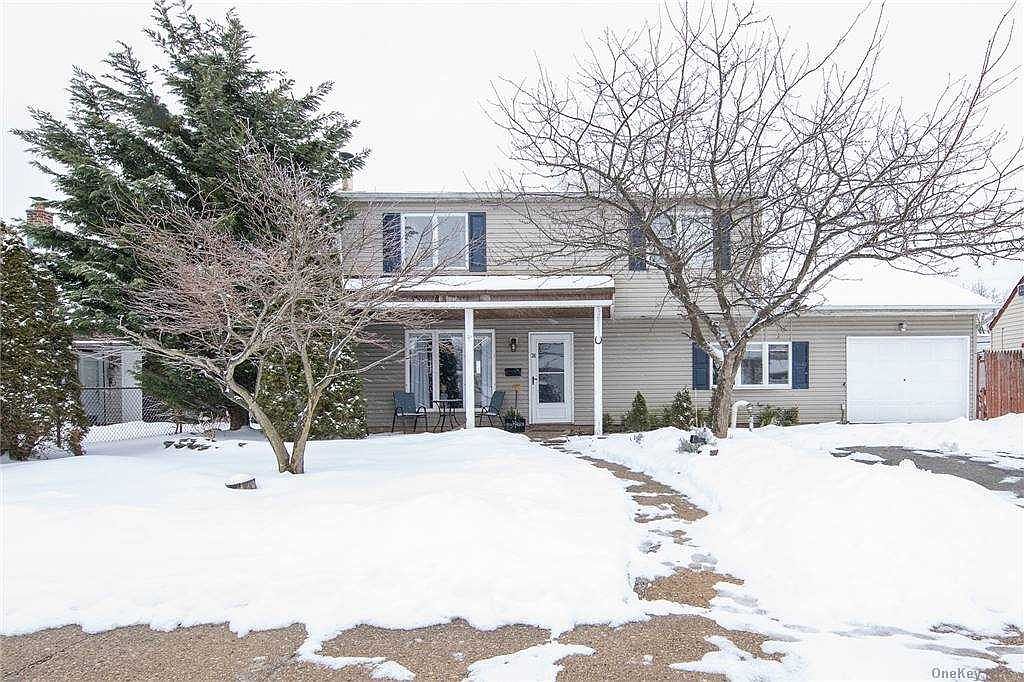 24 Green Lane, Levittown, NY 11756 Zillow