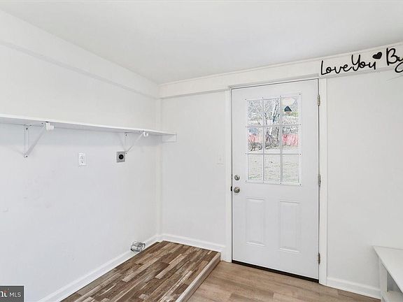 5th image of 17 Turkey Hill Rd