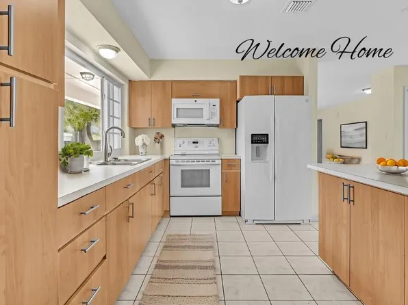 8300 SW 172nd Street, Palmetto Bay, FL 33157