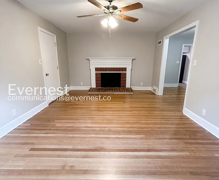 112 Tabor St — Photo 9