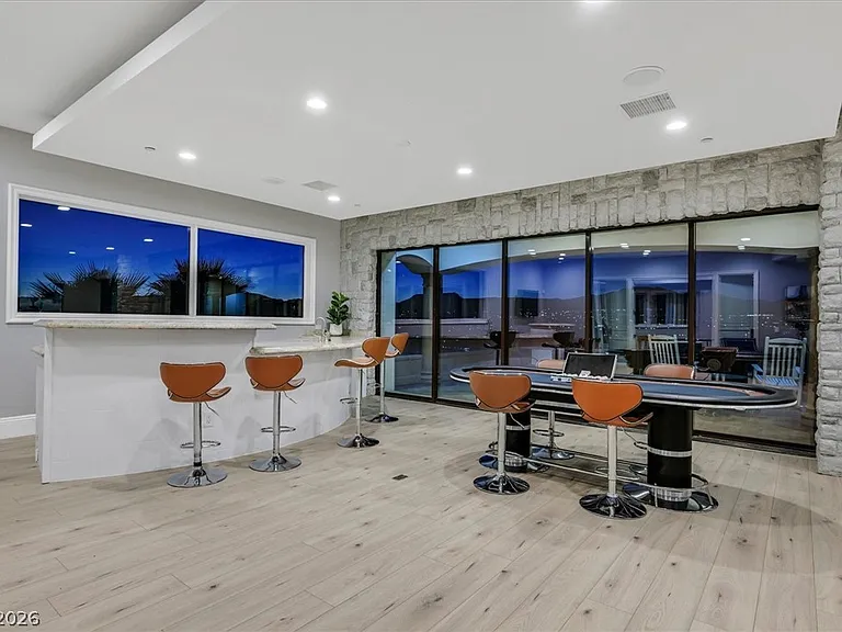 8 Rue Mediterra Dr — Photo 52