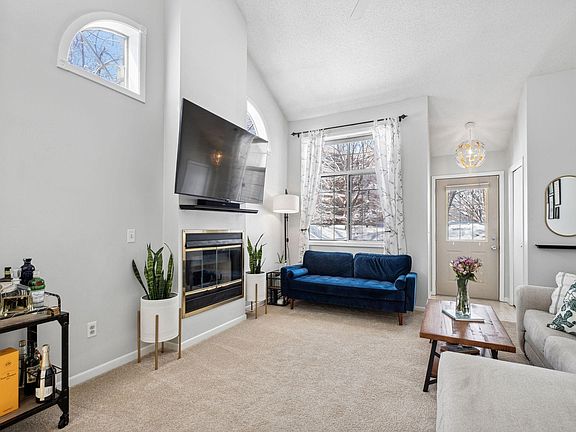 3rd image of 2768 Autumnwood Ln