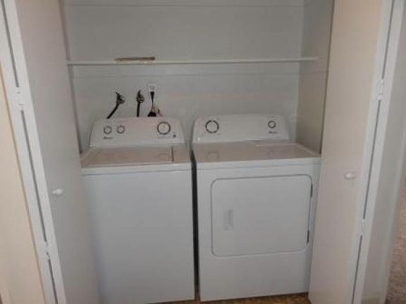 5th image of 537 Quartz Ln