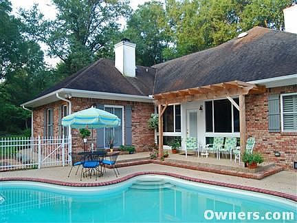 rear (east) view showing pool area