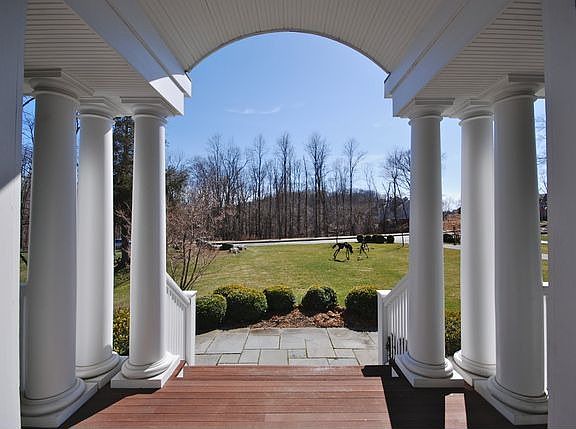 2nd image of 6 Old Katonah Dr