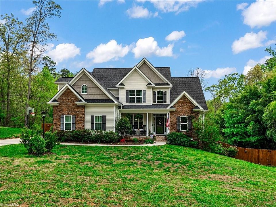 1st image of 606 Cross Creek Dr