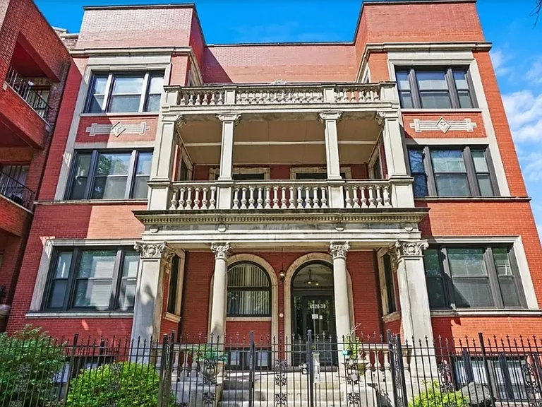 4530 S Michigan Ave #3 — Photo 1