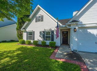 110 Rockdale Ln, Goose Creek, SC 29445