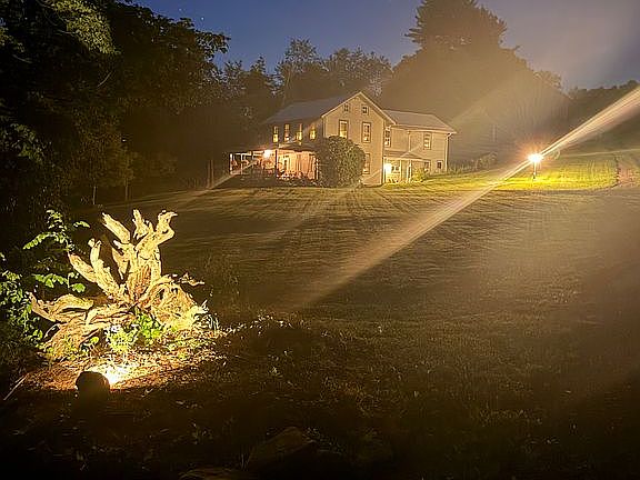 2nd image of 3714 Grandview Rd