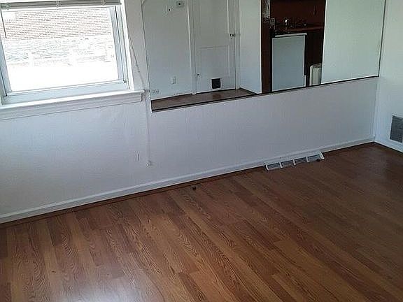 Living space (end unit)