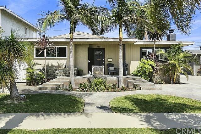 Beautiful landscaping and curb appeal